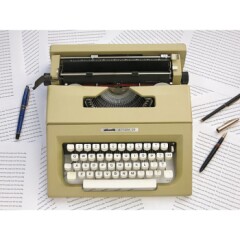 复古打字机可打字意大利打字机OlivettiLettera25复古机械老式陈设古董圣诞礼物姜黄色
